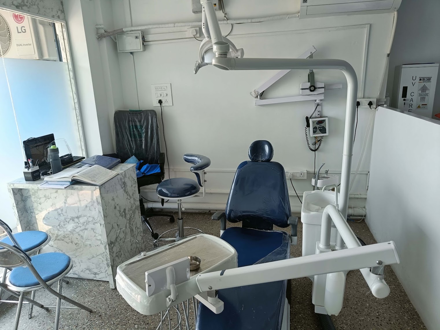 Divya Dental Care interior